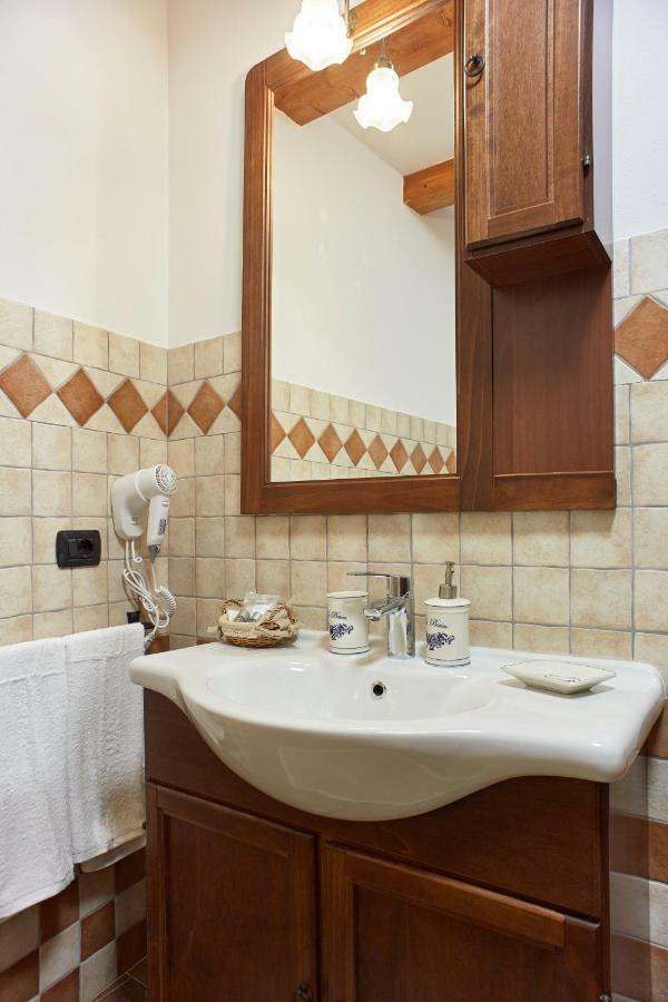 B&B Castel Montorio 베로나 외부 사진